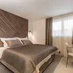Park Residence